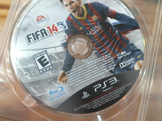 Precio 6 000,00 fifa 14  juego ps3