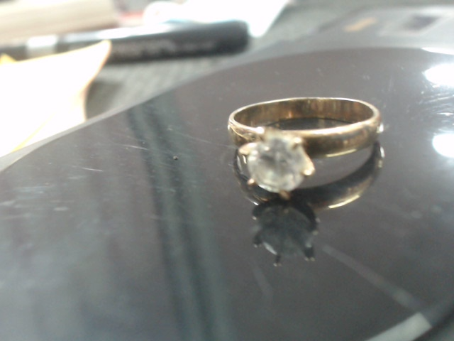 Precio 47 500,00   anillo de compromiso con zirconia
