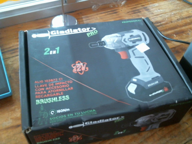 Precio 55 000,00 gladiator  impacto 12volt
