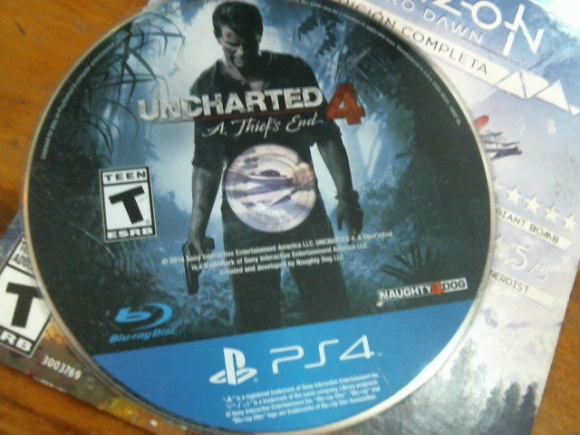 Precio 8 000,00 uncharted  juego play 4