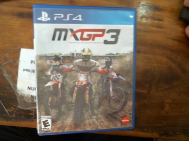 Precio 9 000,00 mxgp3  juego de ps4