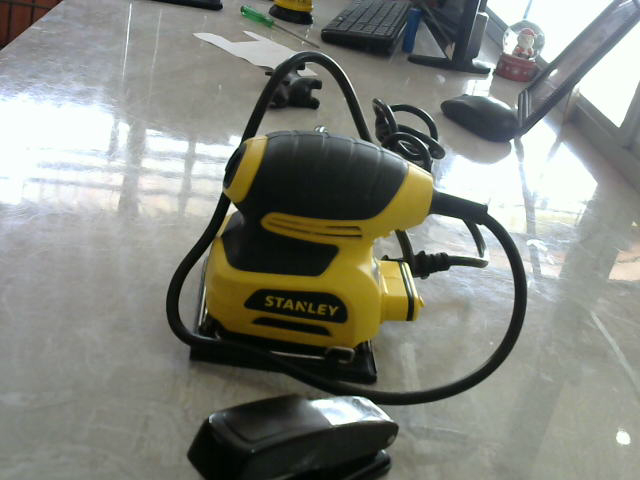 Precio 20 000,00 stanley stel401-b3 lijadora