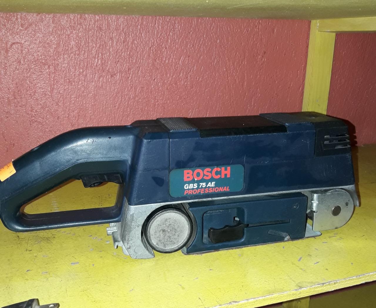 Precio 85 000,00 bosch  lijadora de banda