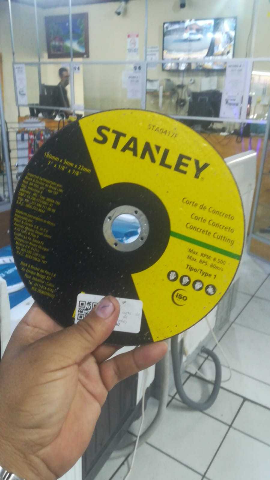 Precio 1 500,00 stanley  Disco corte 7 pulgadas