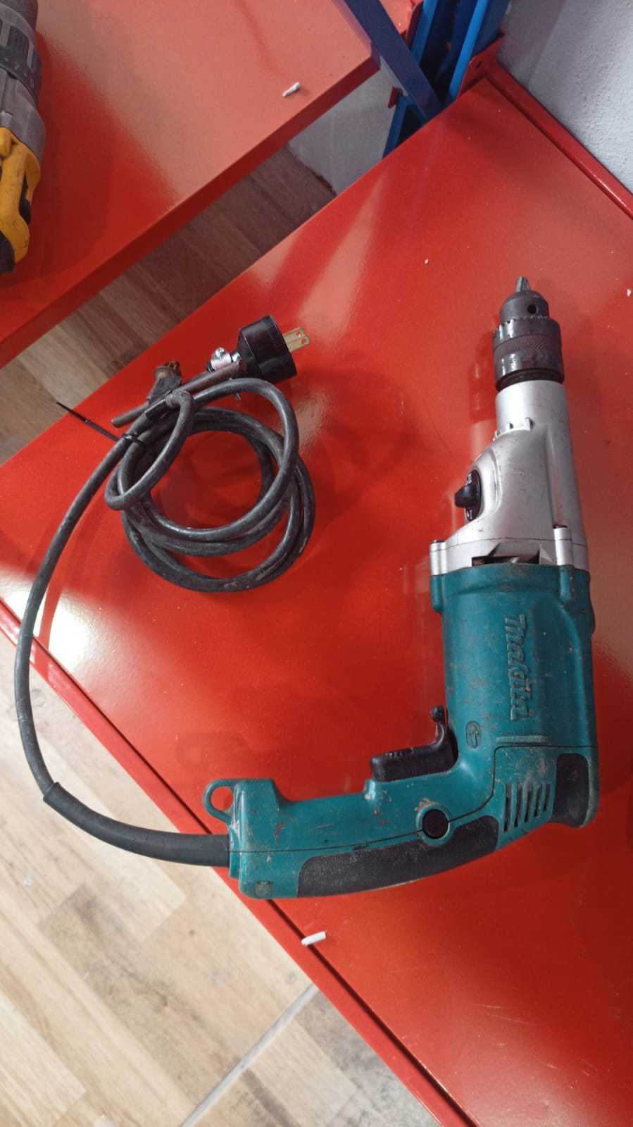Precio 50 000,00 MAKITA  TALADRO PERCUTOR DE 12 MAKITA