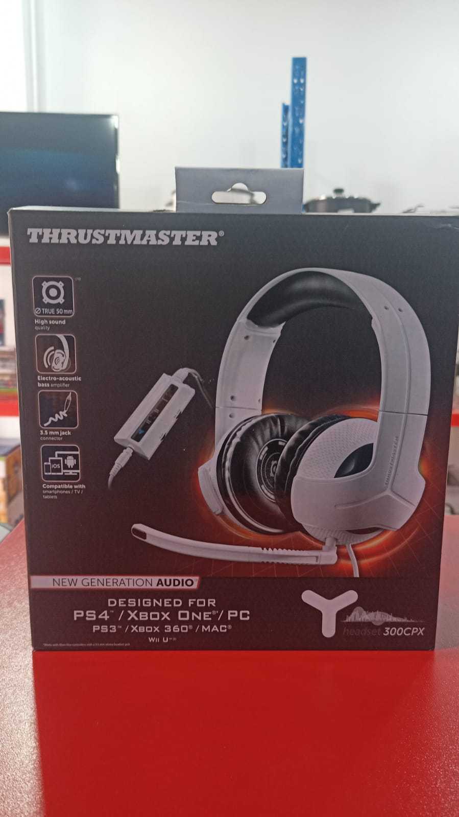 Precio 30 000,00 THRUSTMASTER 300CPX HEADSET THRUSTMASTER 300CPX PS4 XBOX ONE PC PS3 XBOX 360 WII U