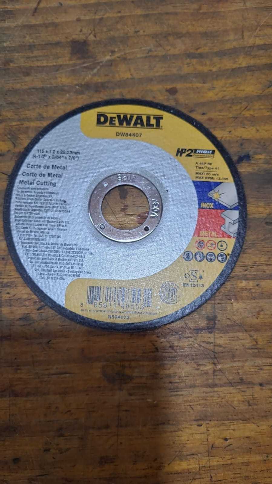 Precio 1 300,00 dewalt  Disco corte 4.5 pulgadas