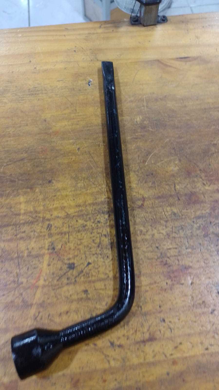 Precio 3 000,00 nd  Llave rana 30 cm