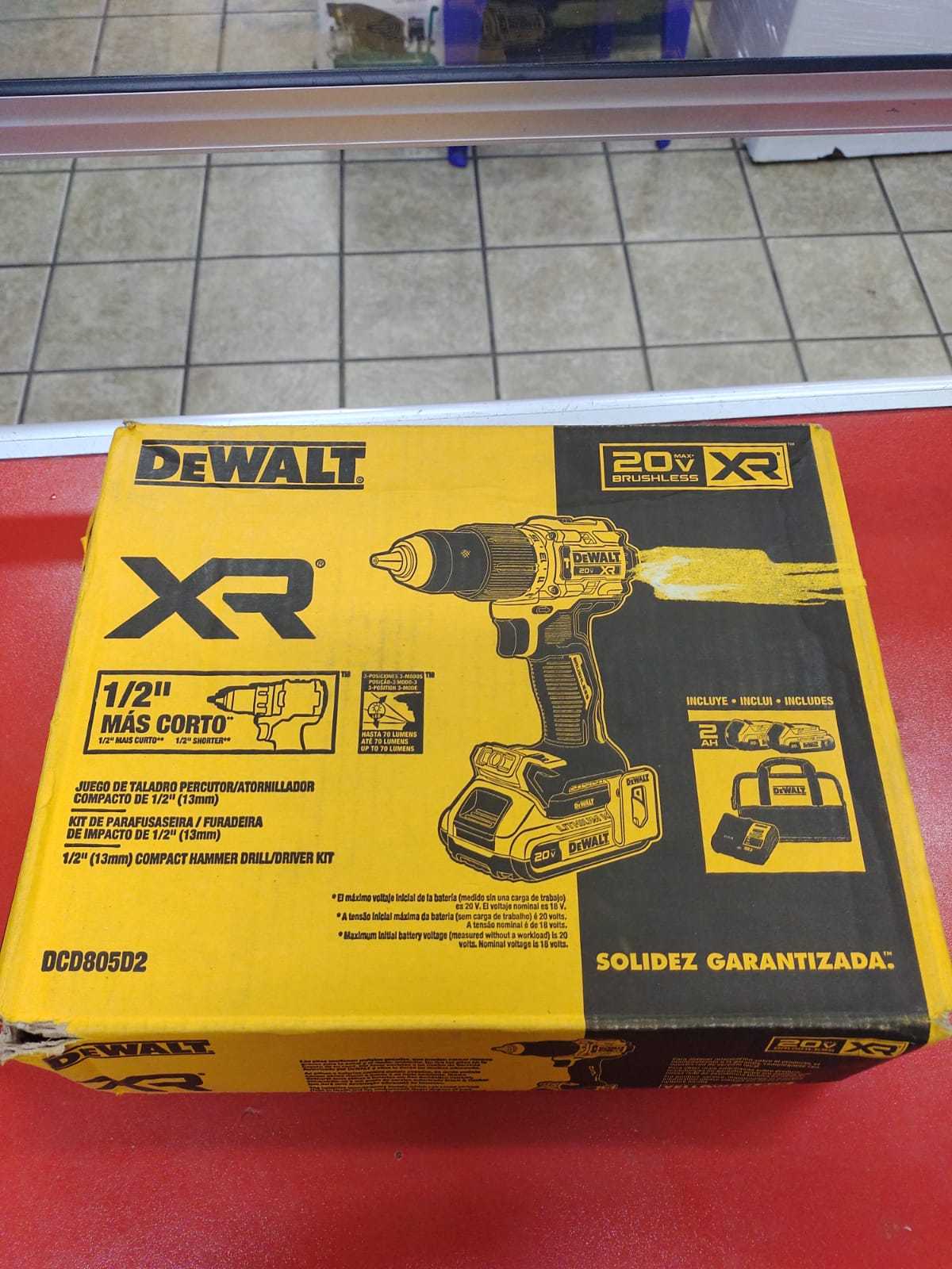 Precio 170 000,00 dewalt dcd80502 taladro con 2 baterias y cargador nuevo