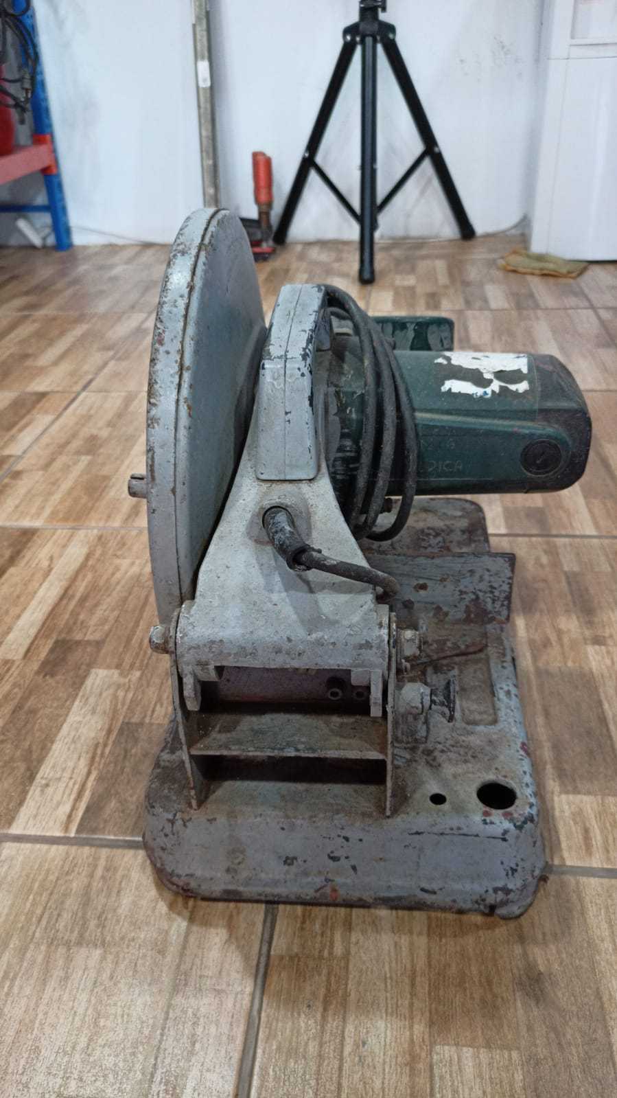 Precio 55 000,00 METABO CS 23 355 METABO CS 23 355 TRONZADORA 355MM  14    1700W