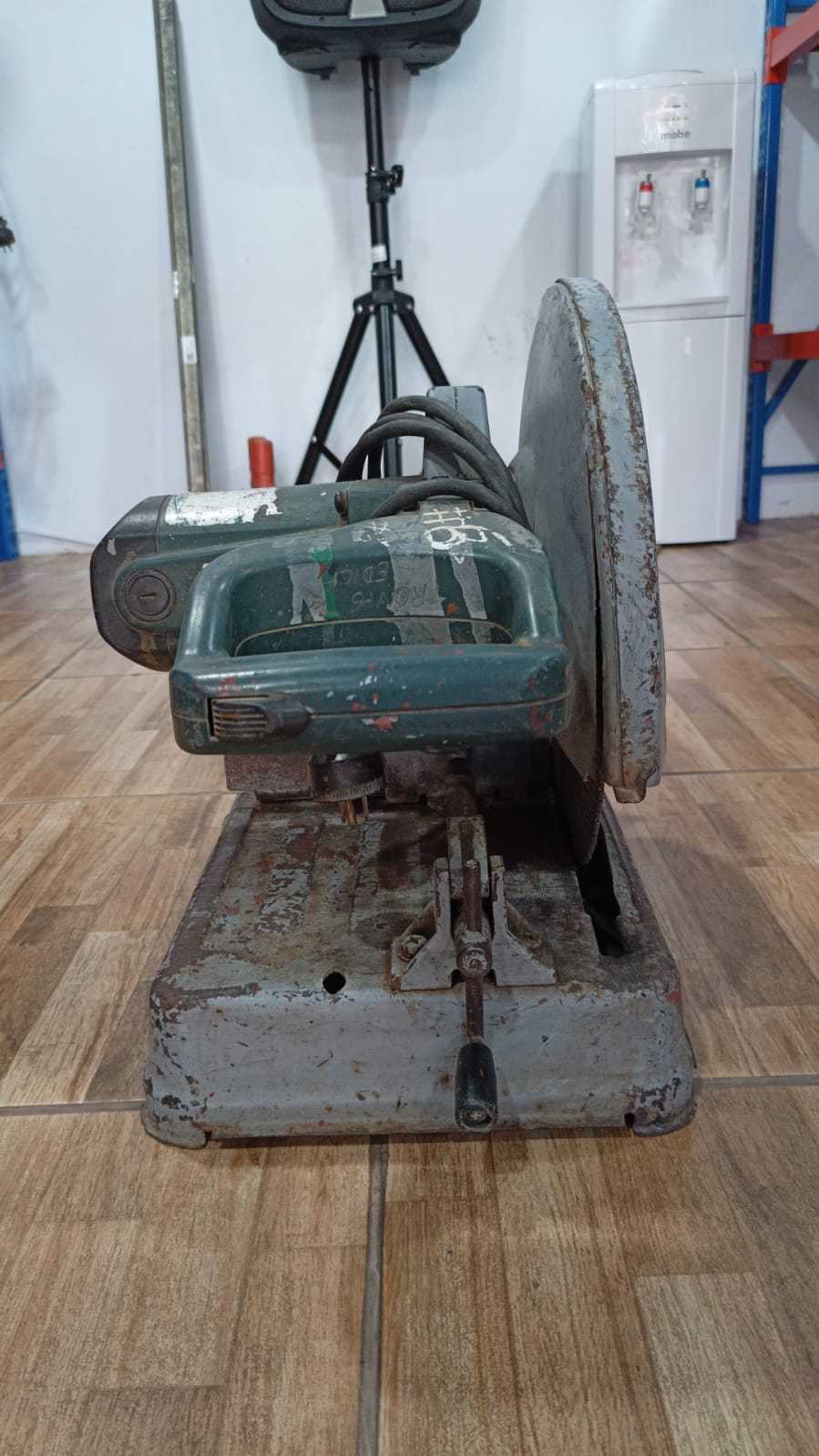 Precio 55 000,00 METABO CS 23 355 METABO CS 23 355 TRONZADORA 355MM  14    1700W