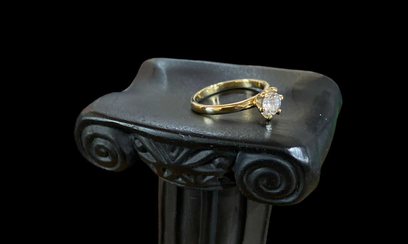 Precio 50 250,00   Anillo compromiso talla 5 2.1g 10k