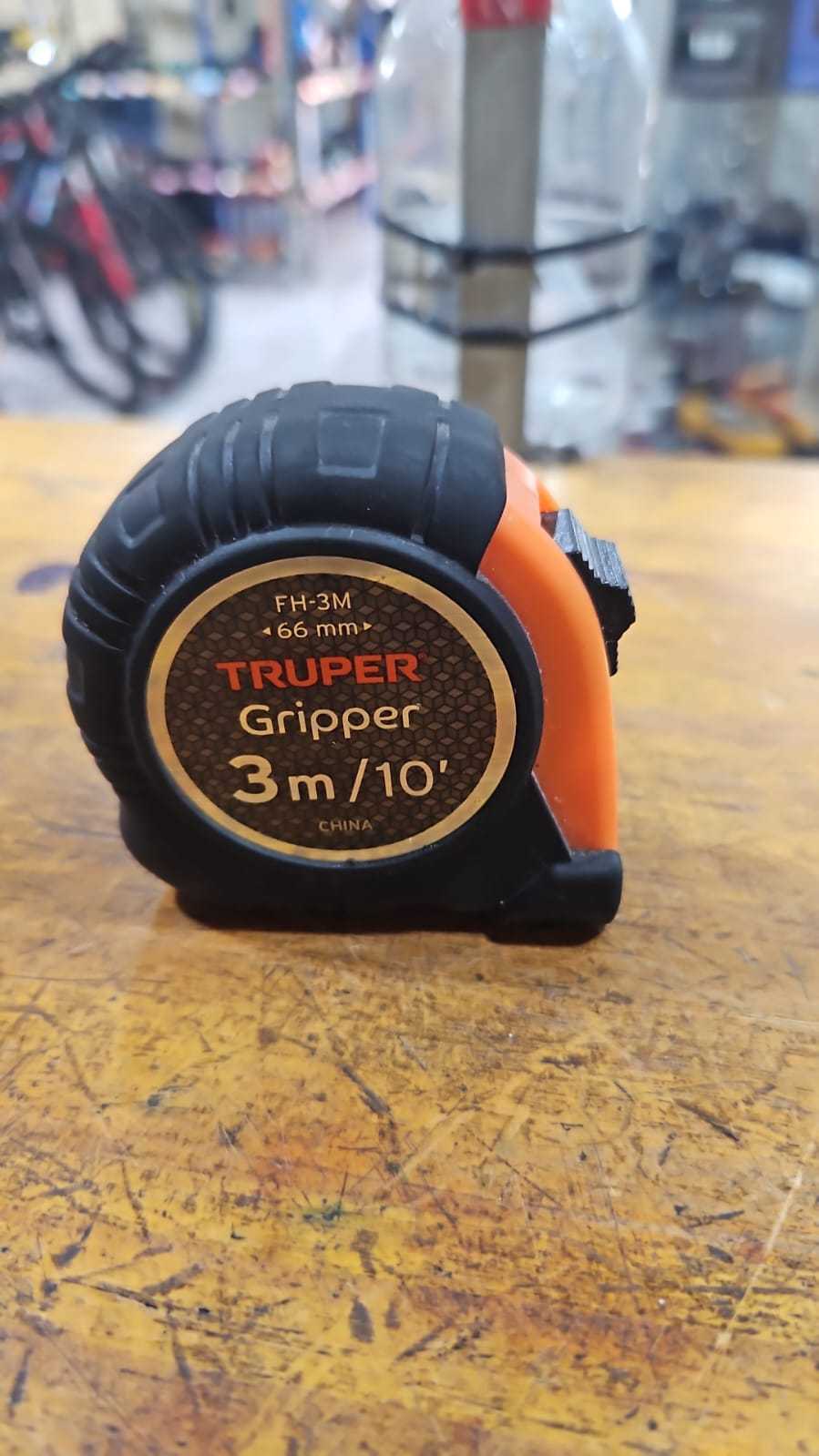 Precio 4 000,00 truper  Cinta metrica 3 metros