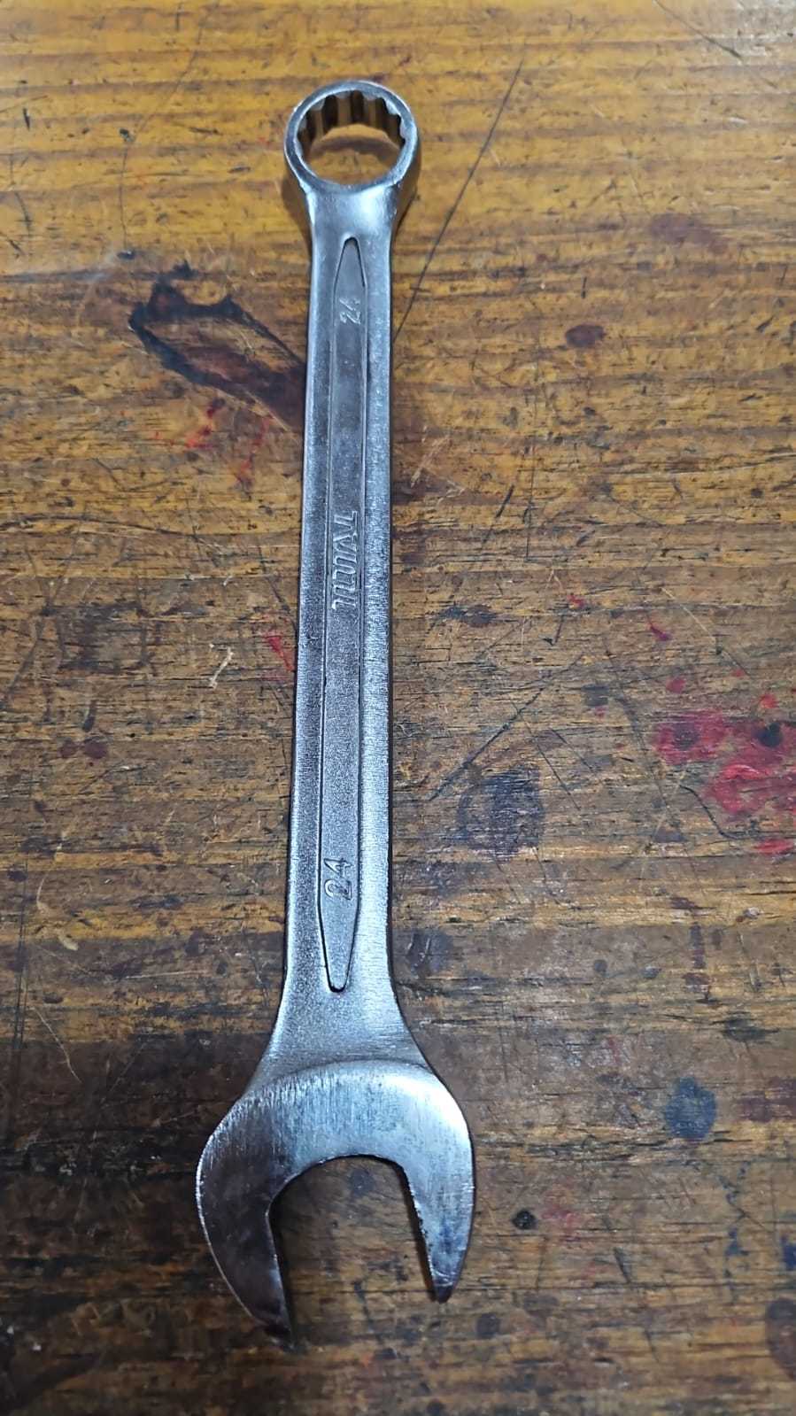 Precio 7 000,00 total  Llave mecanica 24