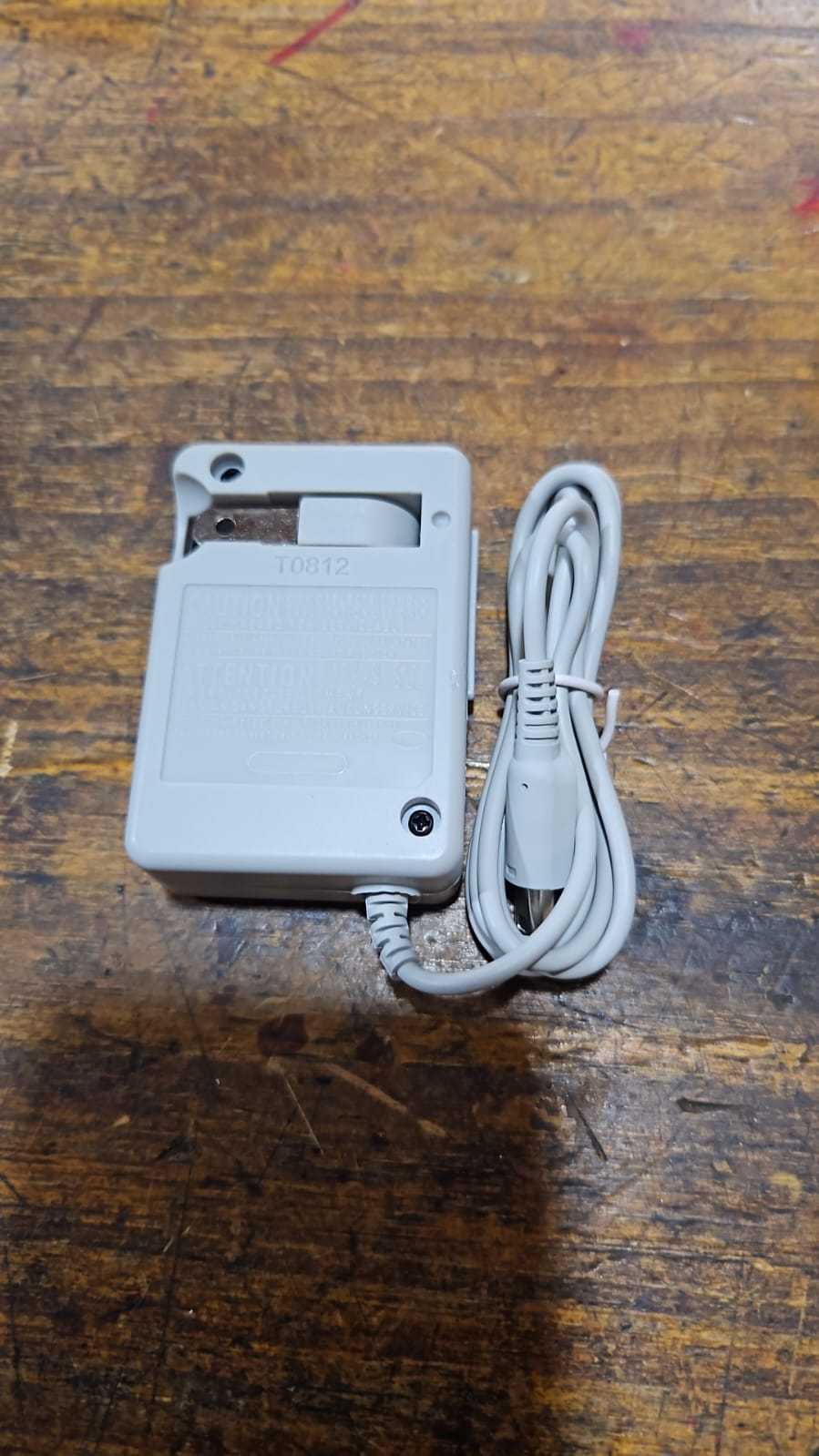 Precio 5 000,00 nd ds2ds Cargador