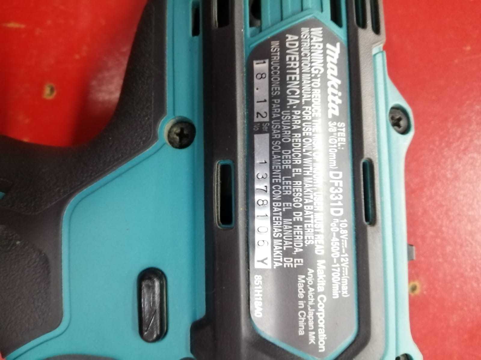 Precio 95 000,00 Makita DF331D Taladro Inalambrico 12V DF331D una bateria un cargador en caja  juego de brocas