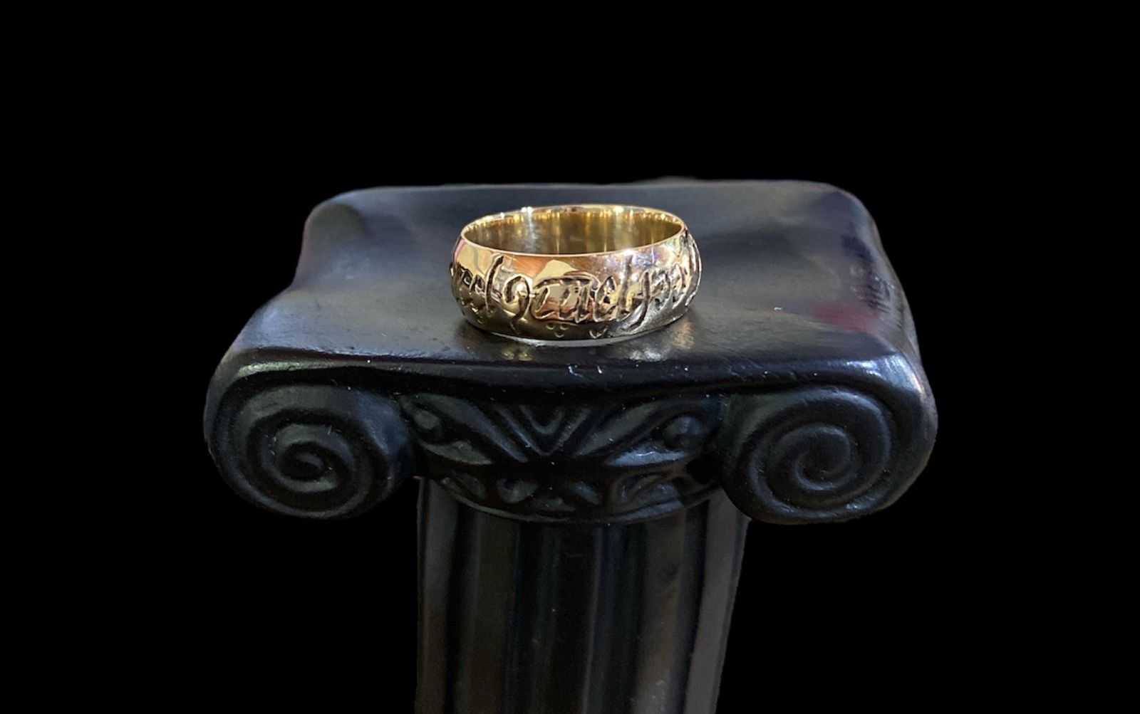 Precio 580 000,00   Duo anillos matrimonio elfico talla 6 y 9.5 14.5g 18k
