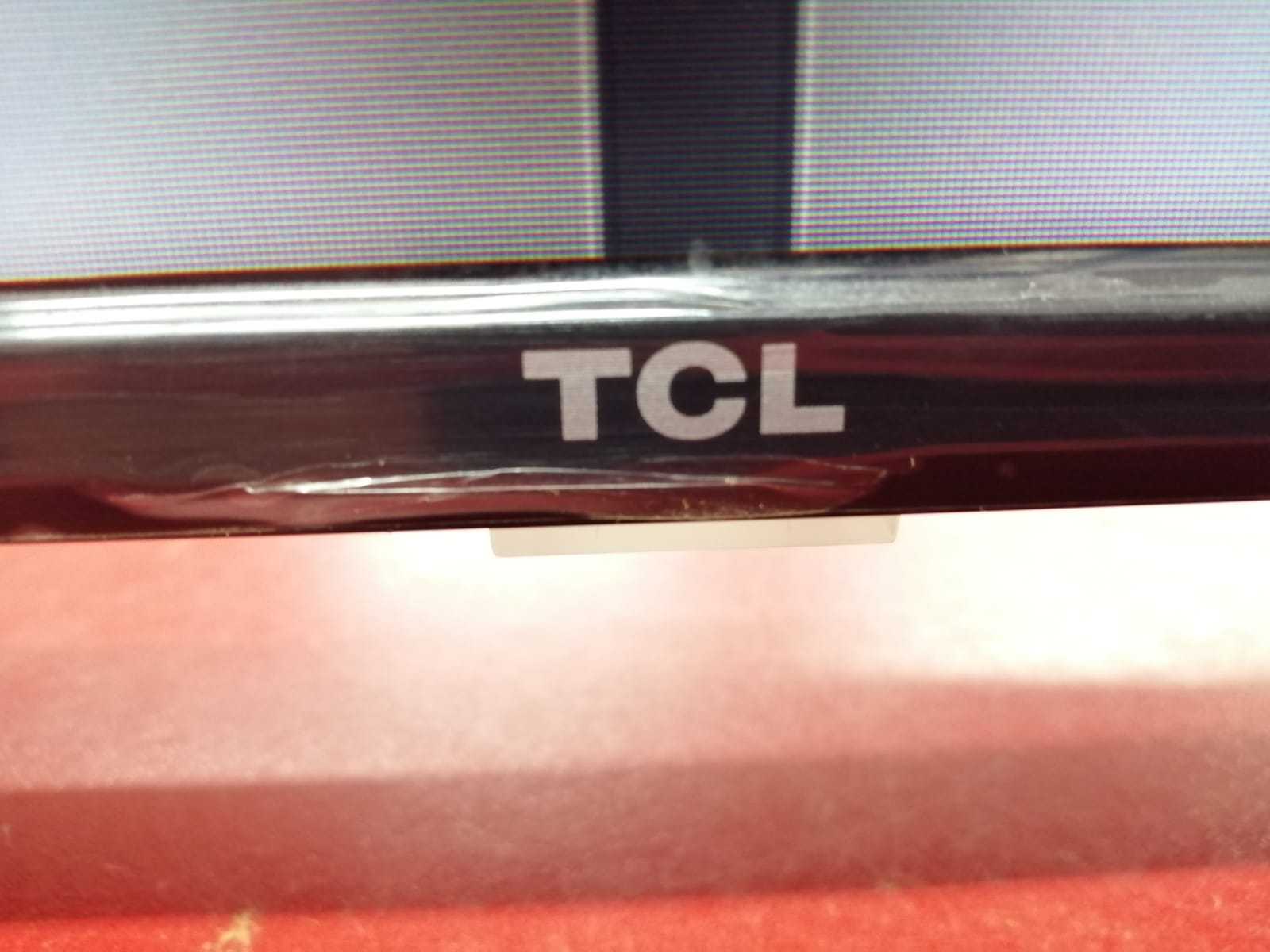 Precio 110 000,00 TCL 40S5400A Pantalla 40 TCL 40S5400A FullHD con control y patas