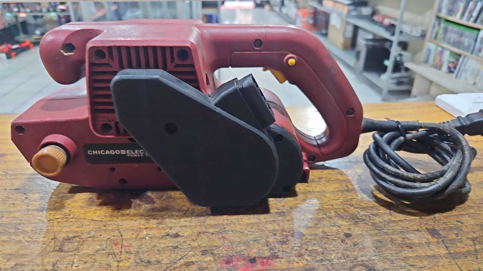 Precio 30 000,00 chicago electric  Lijadora electrica de banda para madera