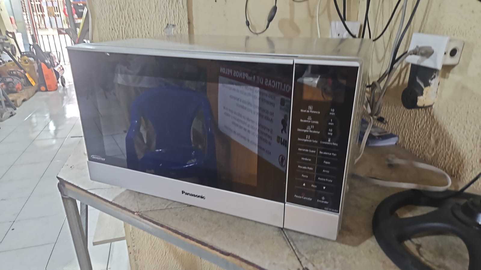 Precio 50 000,00 panasonic  Horno microondas inverter sin plato