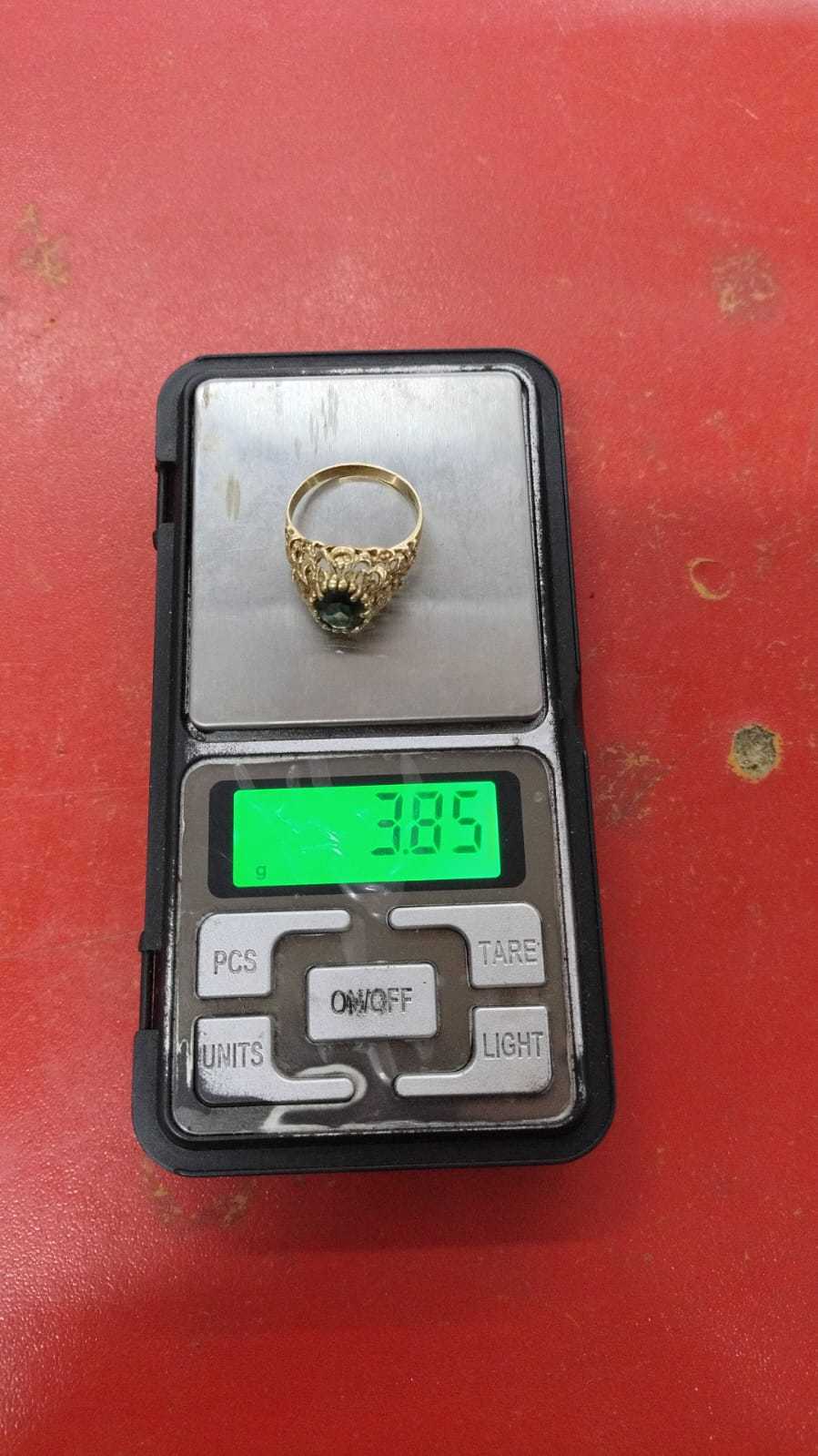 Precio 85 000,00   Anillo de oro con perla verde