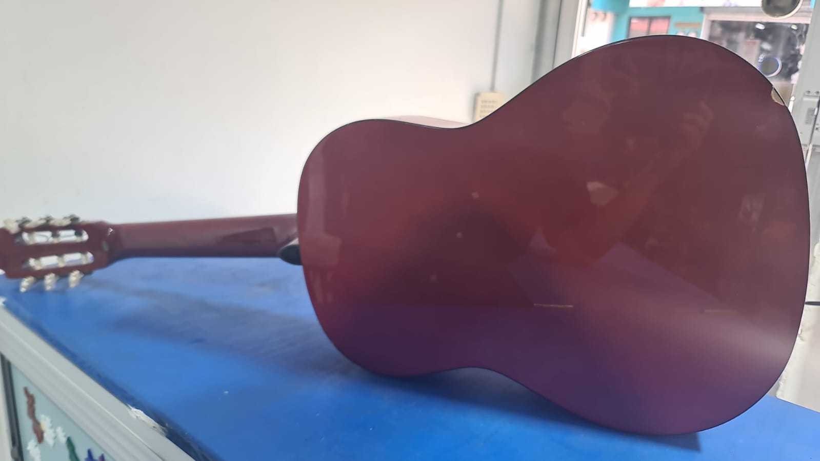 Precio 45 000,00 PALMER  GUITARRA ACUSTICA