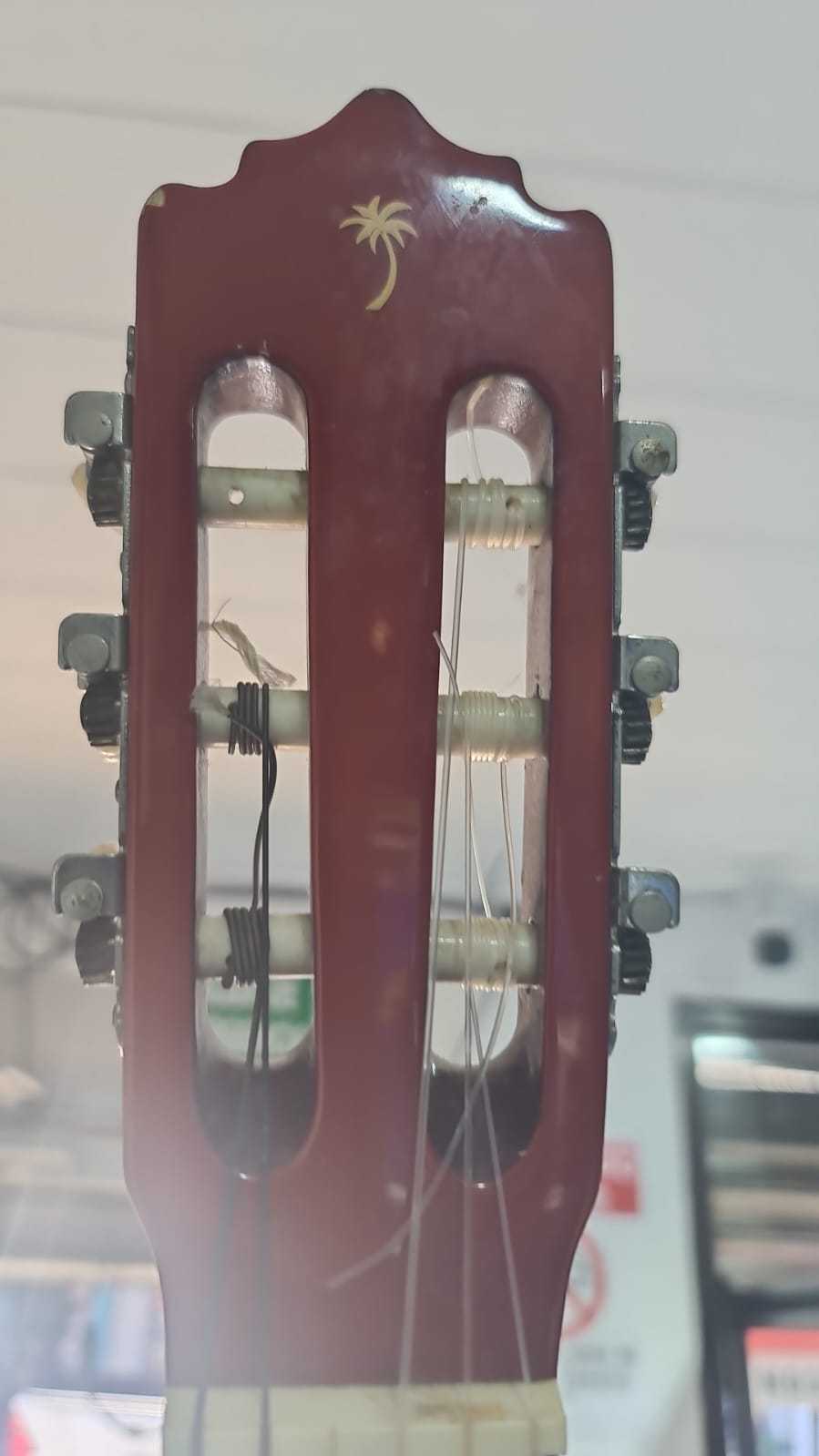 Precio 45 000,00 PALMER  GUITARRA ACUSTICA