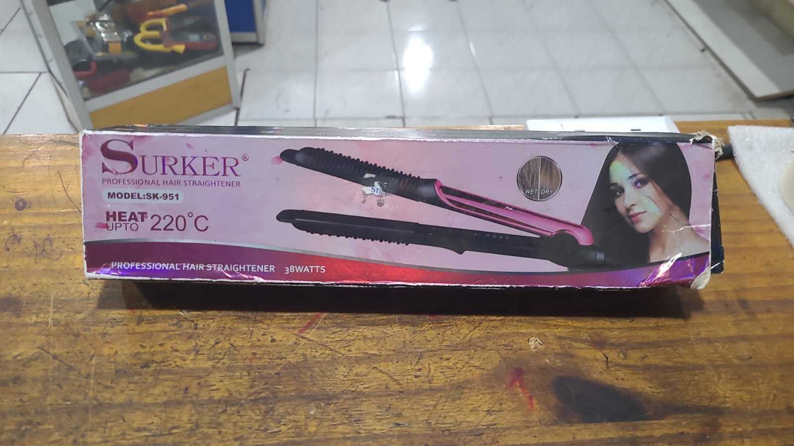 Precio 12 000,00 surker  Plancha para cabello