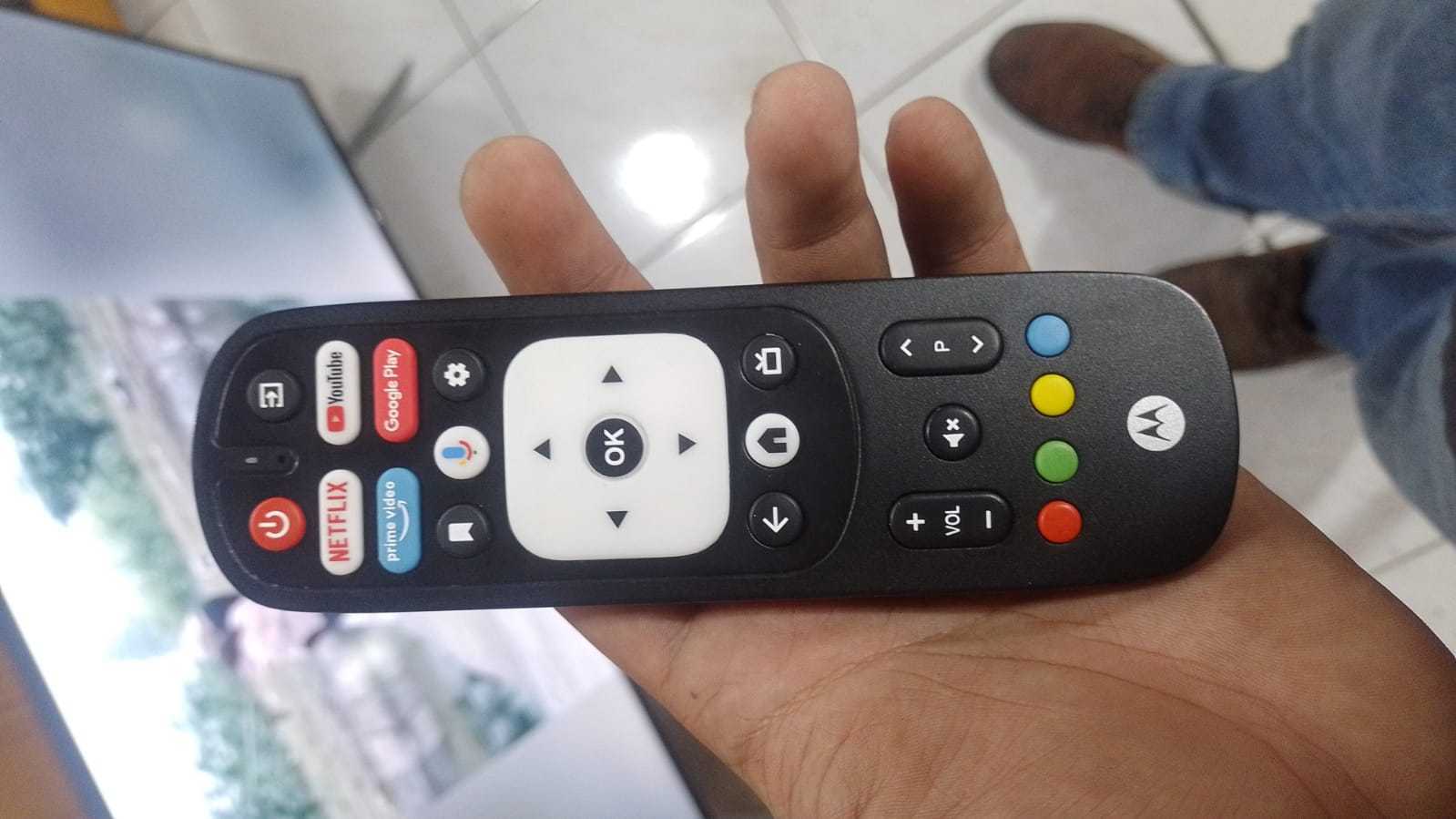 Precio 220 000,00 motorola  Pantalla smartv 50 pulgadas con control