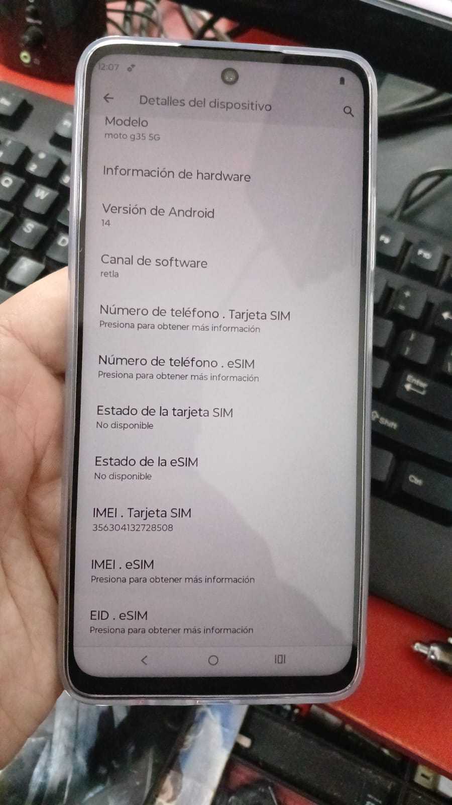 Precio 80 000,00 motorola g35 celular sin cagrdor y con estuche 256gb rom   4 gb ram   clave 120780