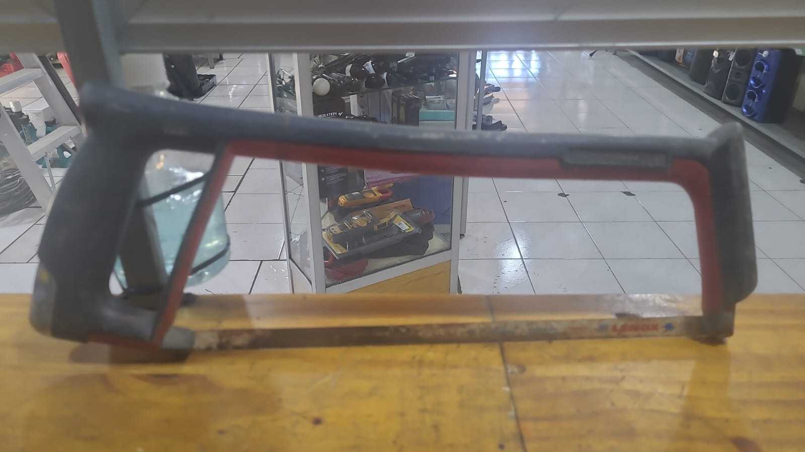 Precio 3 000,00 nd  Segueta para metal