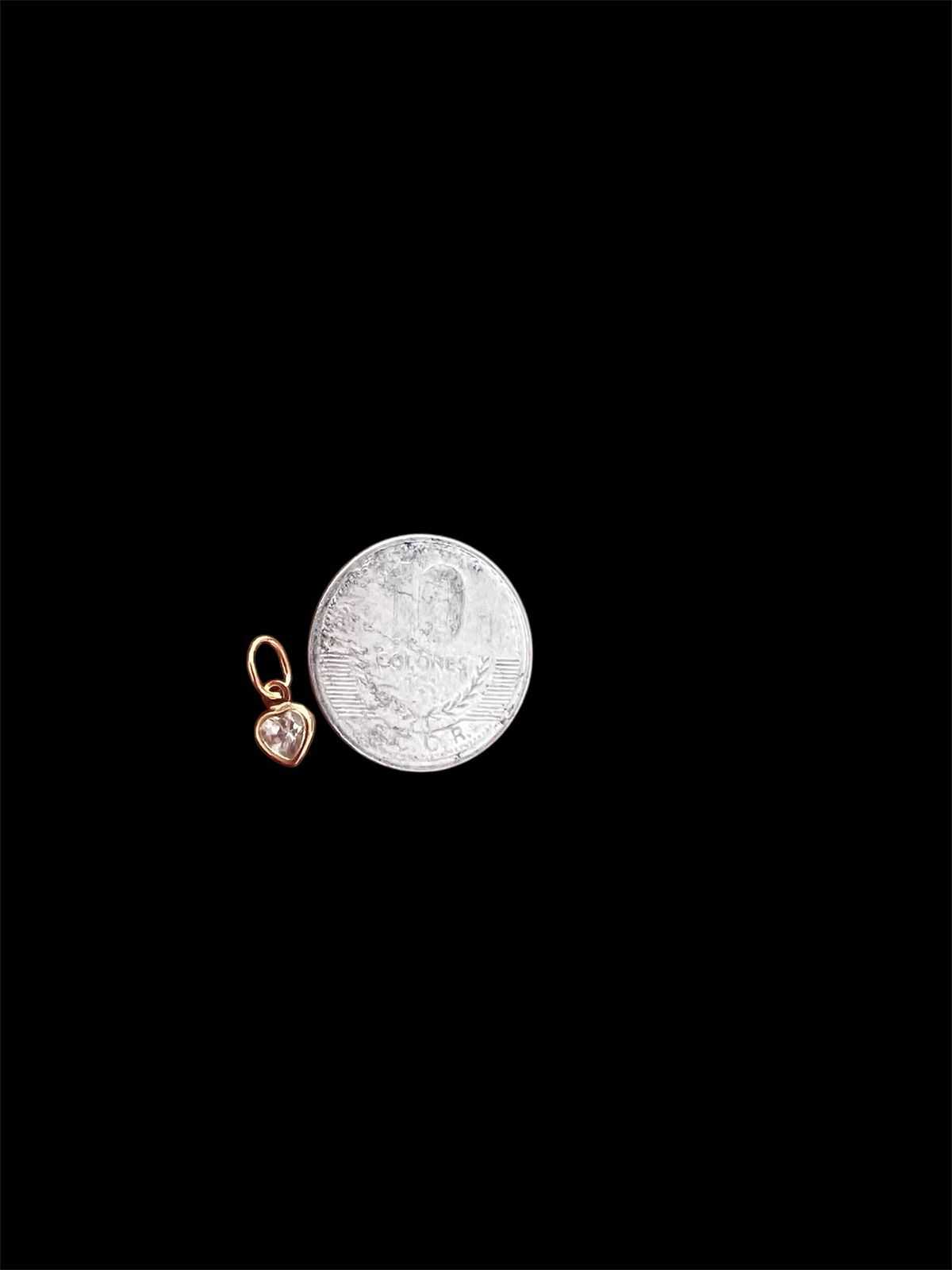 Precio 10 000,00   Dije de corazon con zirconita