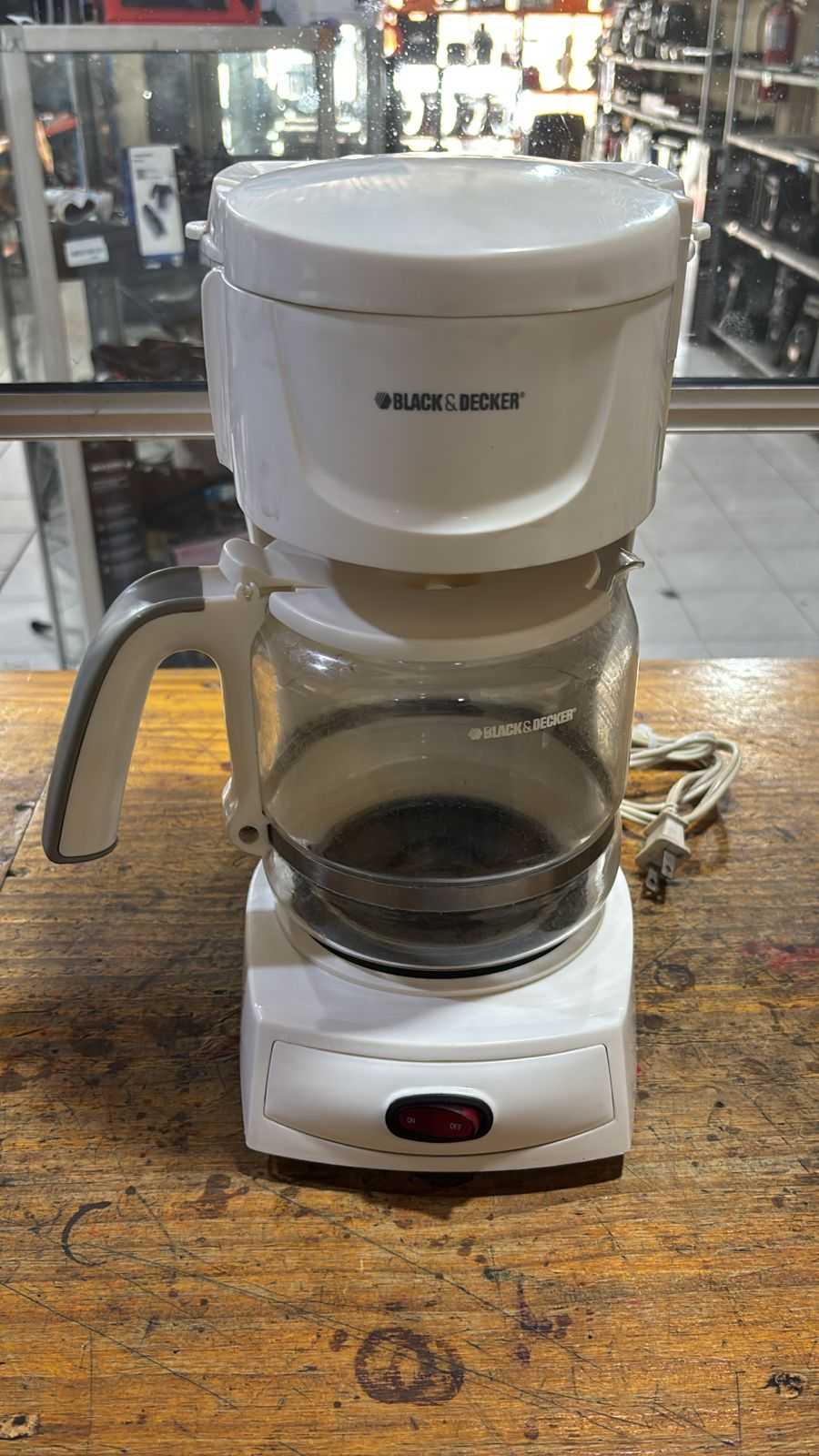 Precio 15 000,00 black decker  Coffe maker blanco 12 taza