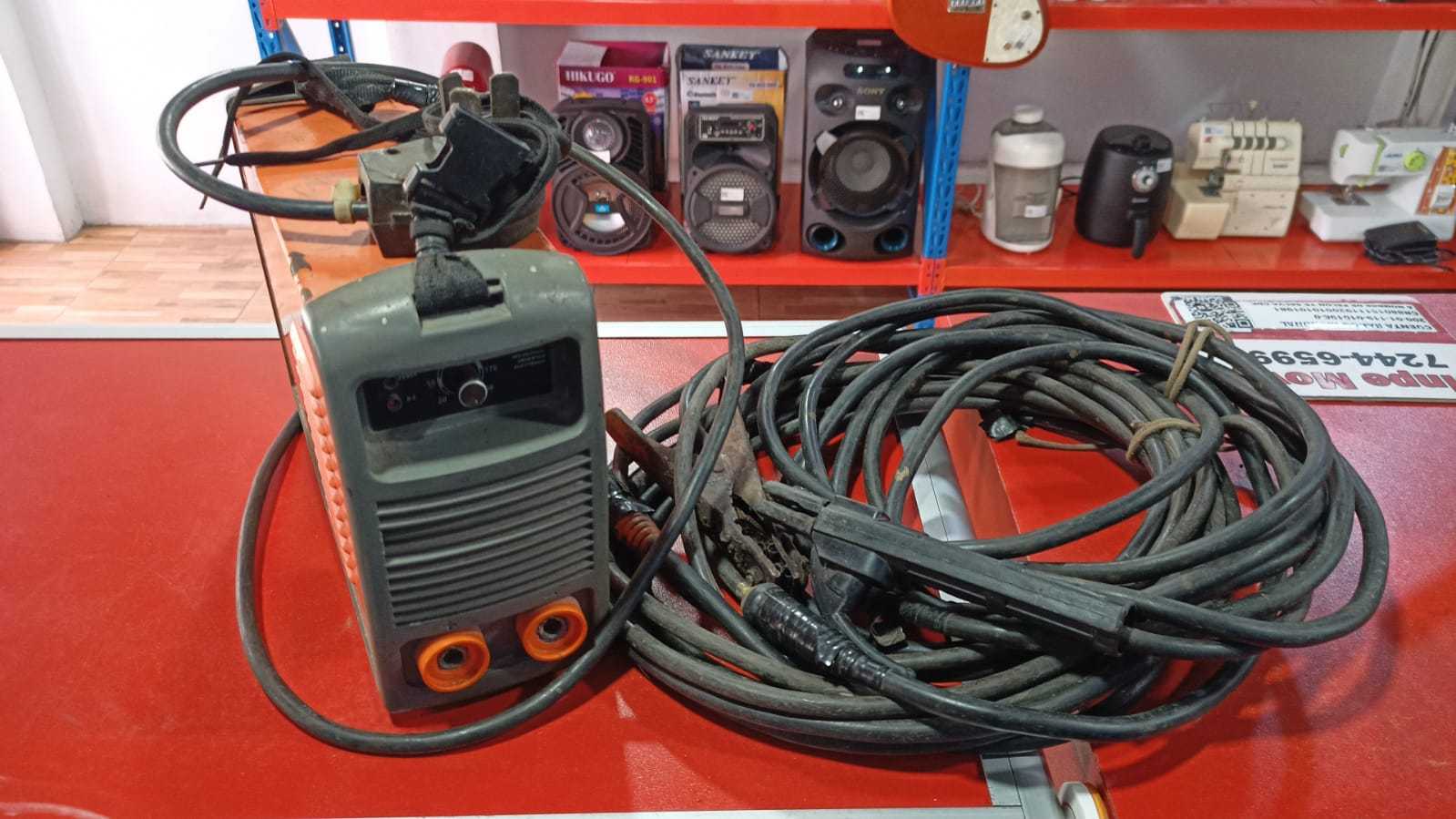 Precio 60 000,00 GLADIATOR  INVERSOR GLADIATOR CON CABLES