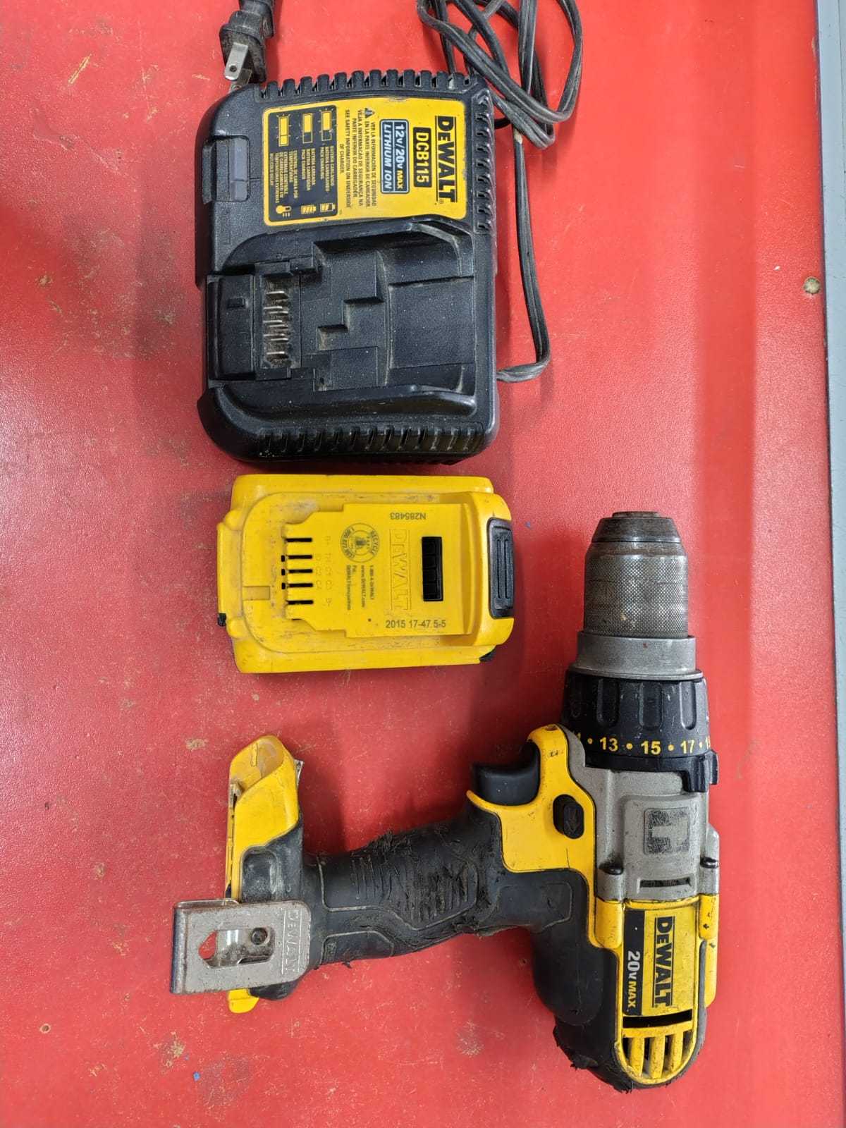 Precio 105 000,00 DeWalt nd Taladro Inalámbrico Dewalt con batería y cargador