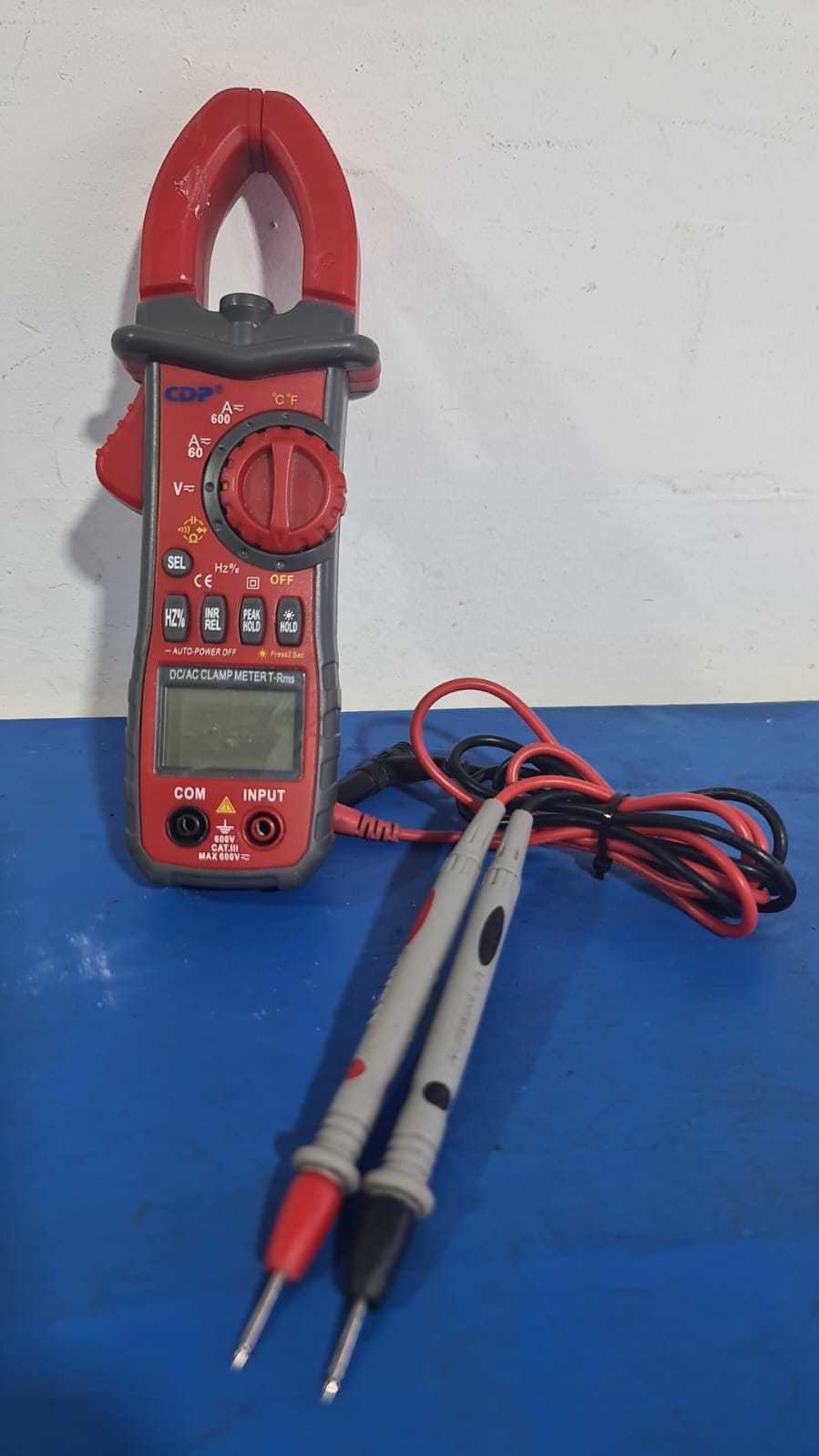 Precio 35 000,00 CDP  PINZA AMPERIMETRO TESTER