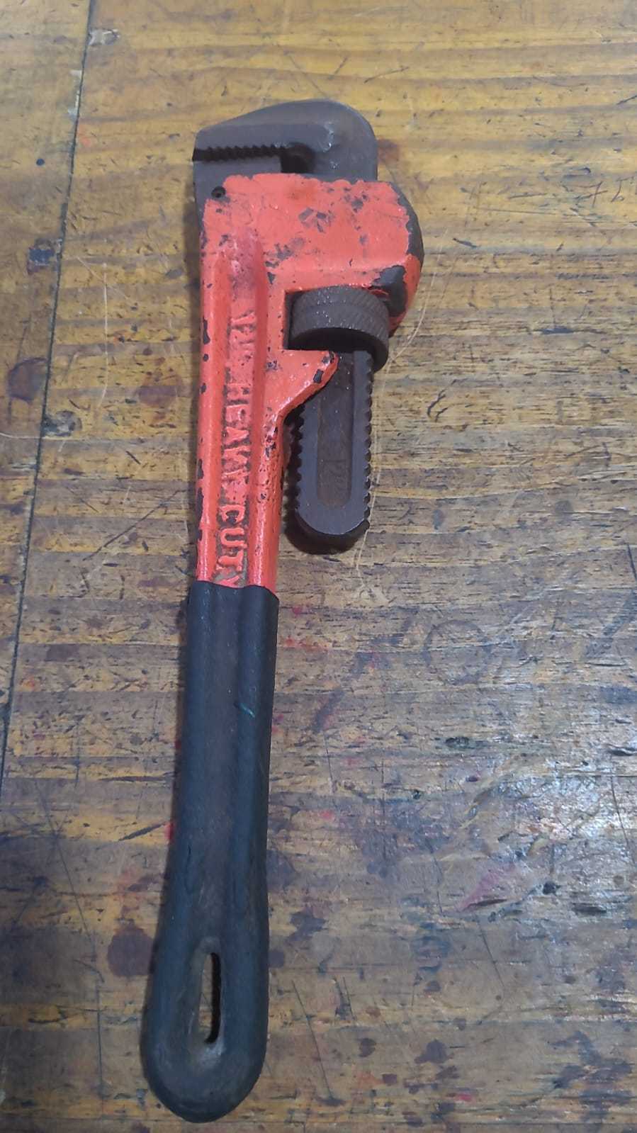 Precio 7 000,00 heavy duty  LLave cañeria  12 pulgadas