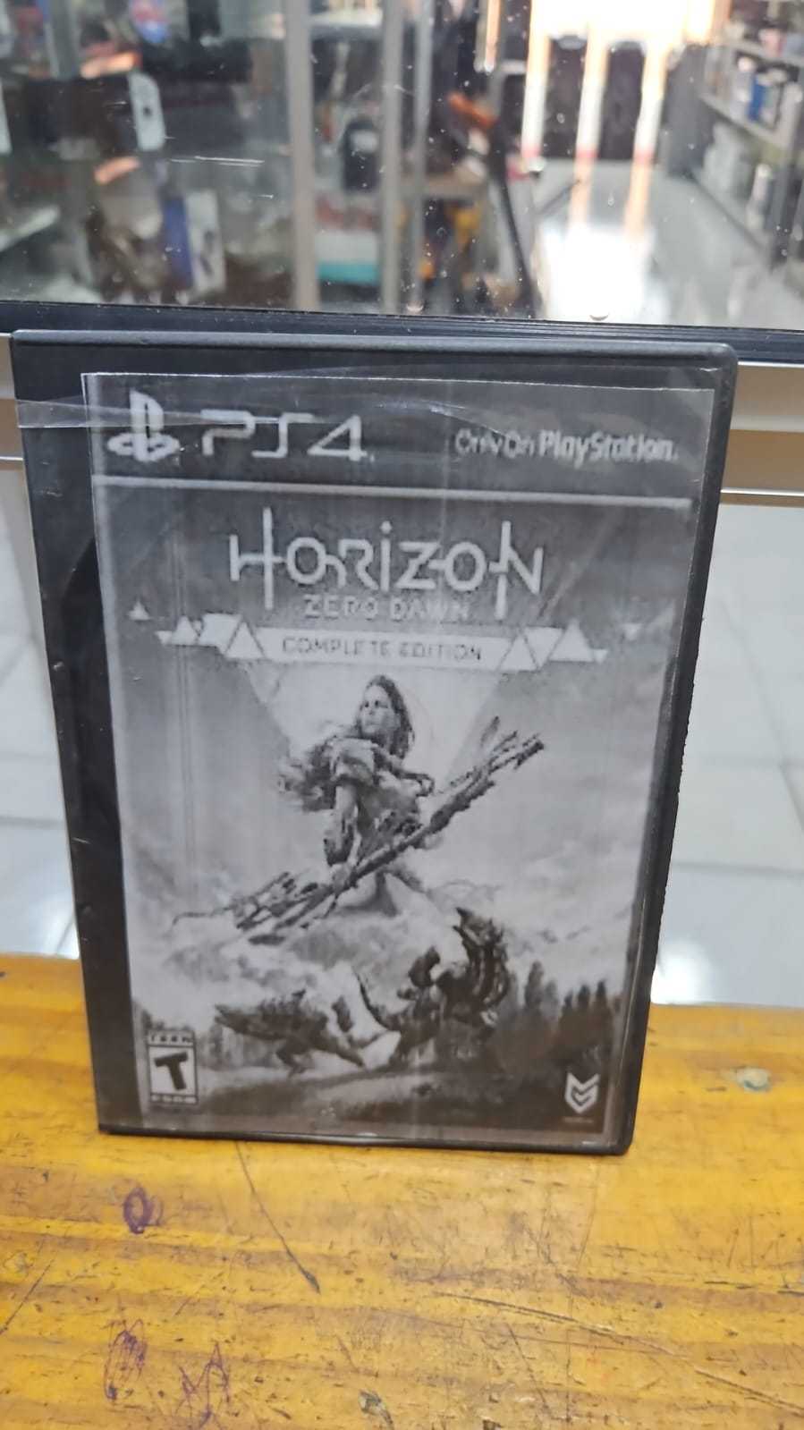 Precio 8 000,00 sony ps4 Horizon