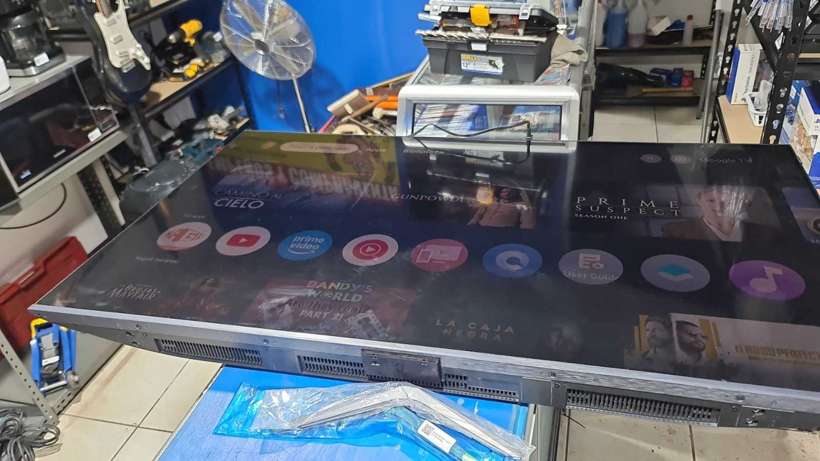 Precio 190 000,00 TCL  PANTALLA 55 4K SMART CON PATAS Y CONTROL