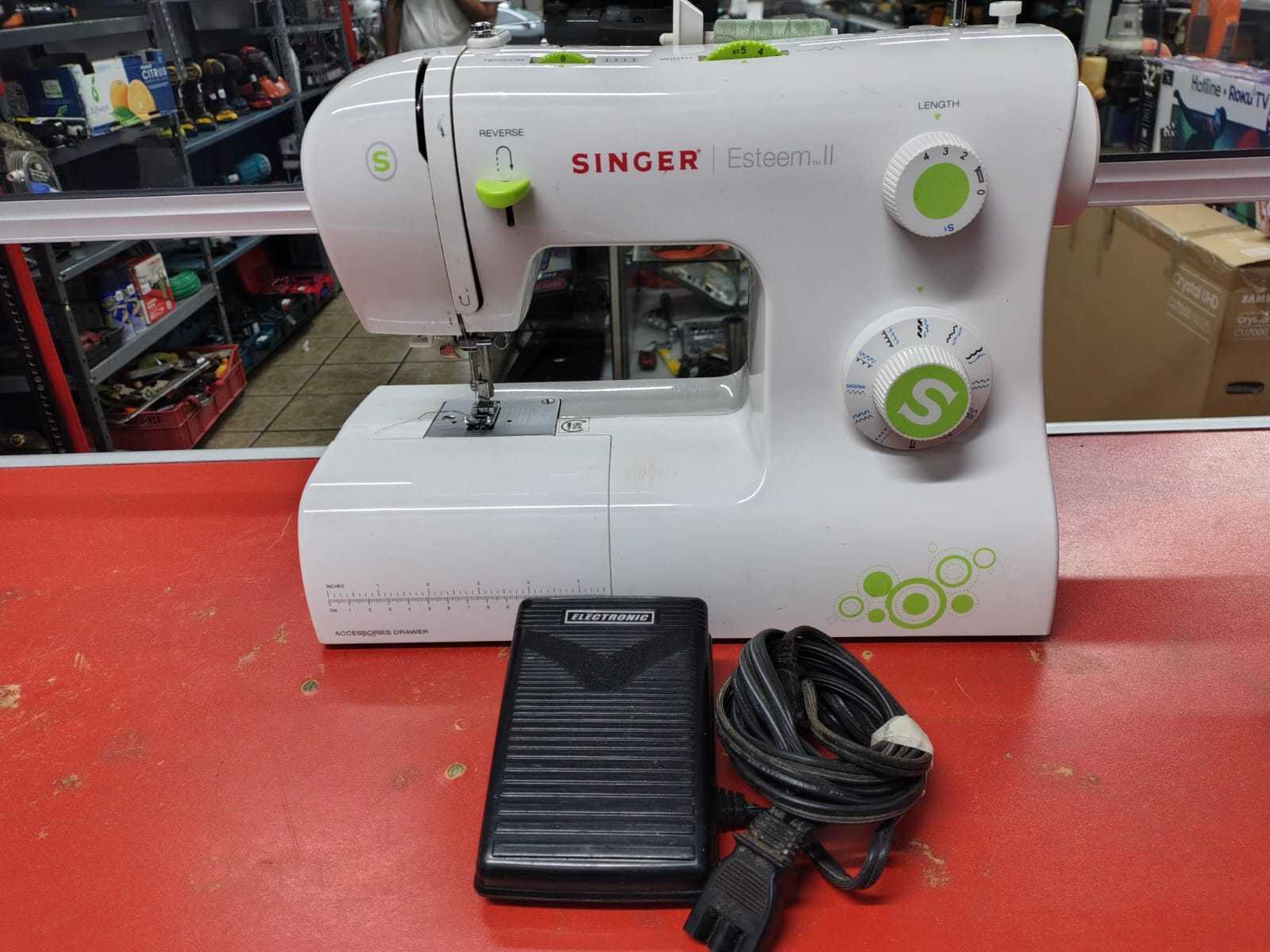 Precio 75 000,00 SINGER 2273 Máquina de coser SINGER 2273