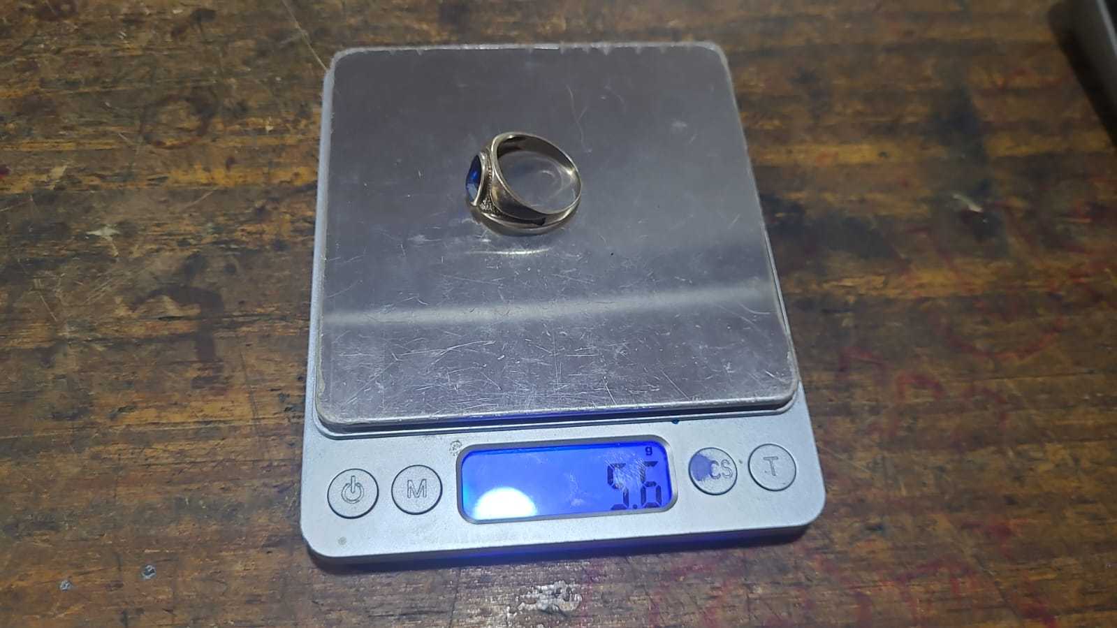 Precio 140 000,00   Anillo tipo graduacion