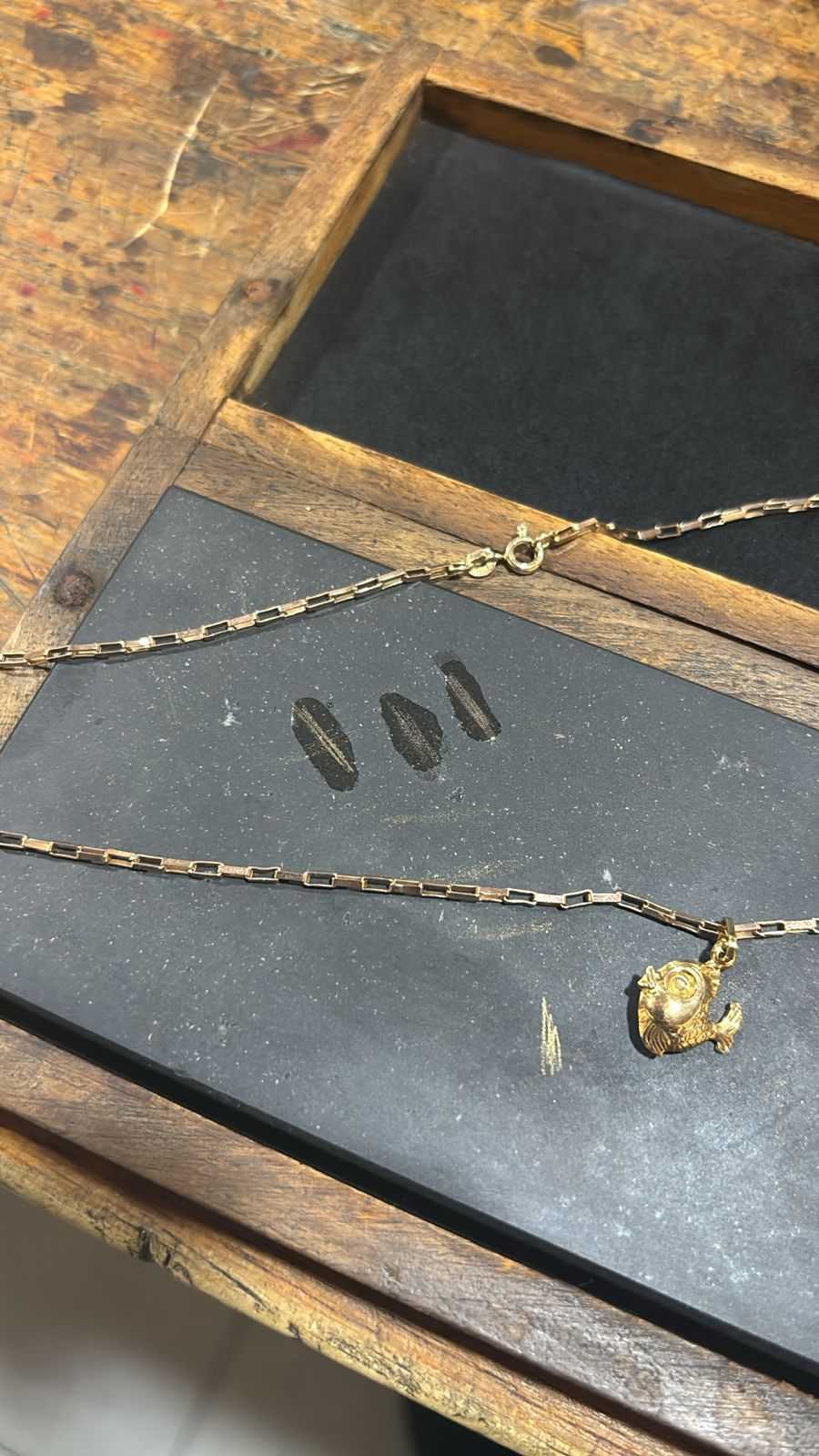 Precio 158 500,00   Cadena dije pez cuadrada 6.34g 10k