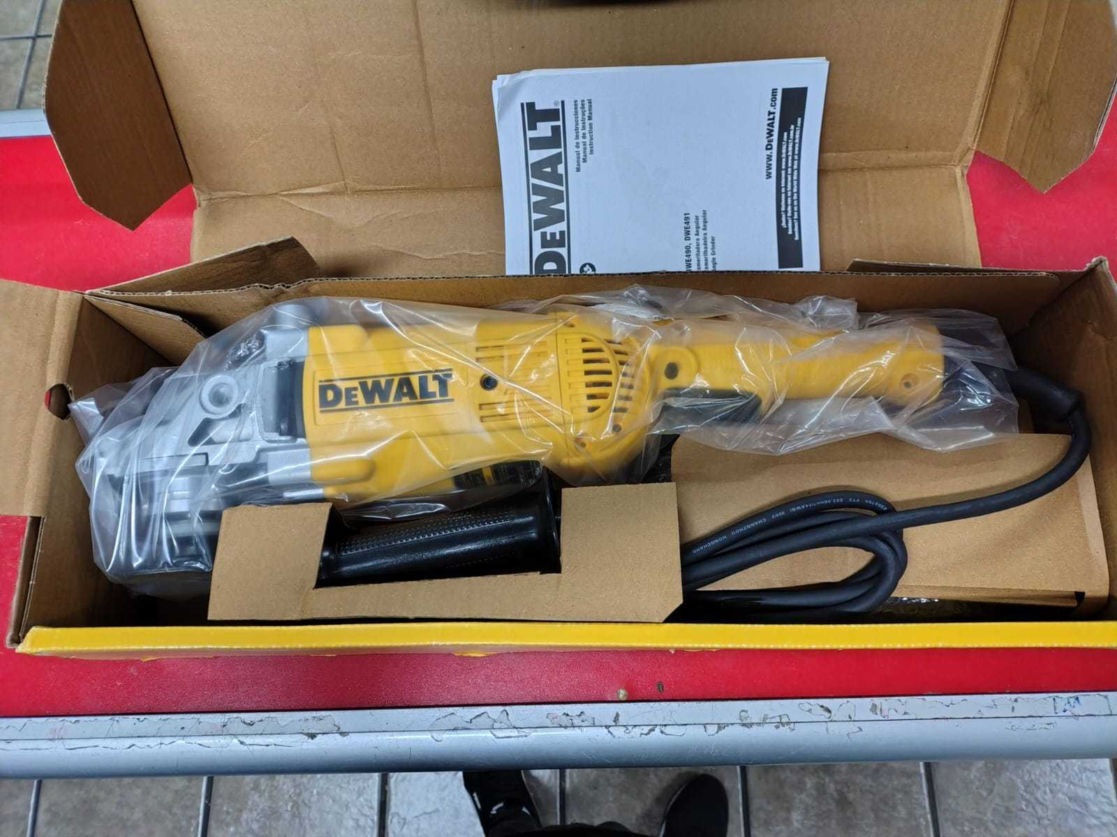 Precio 120 000,00 dewalt dwe490 Esmeriladora 9 pulgadas