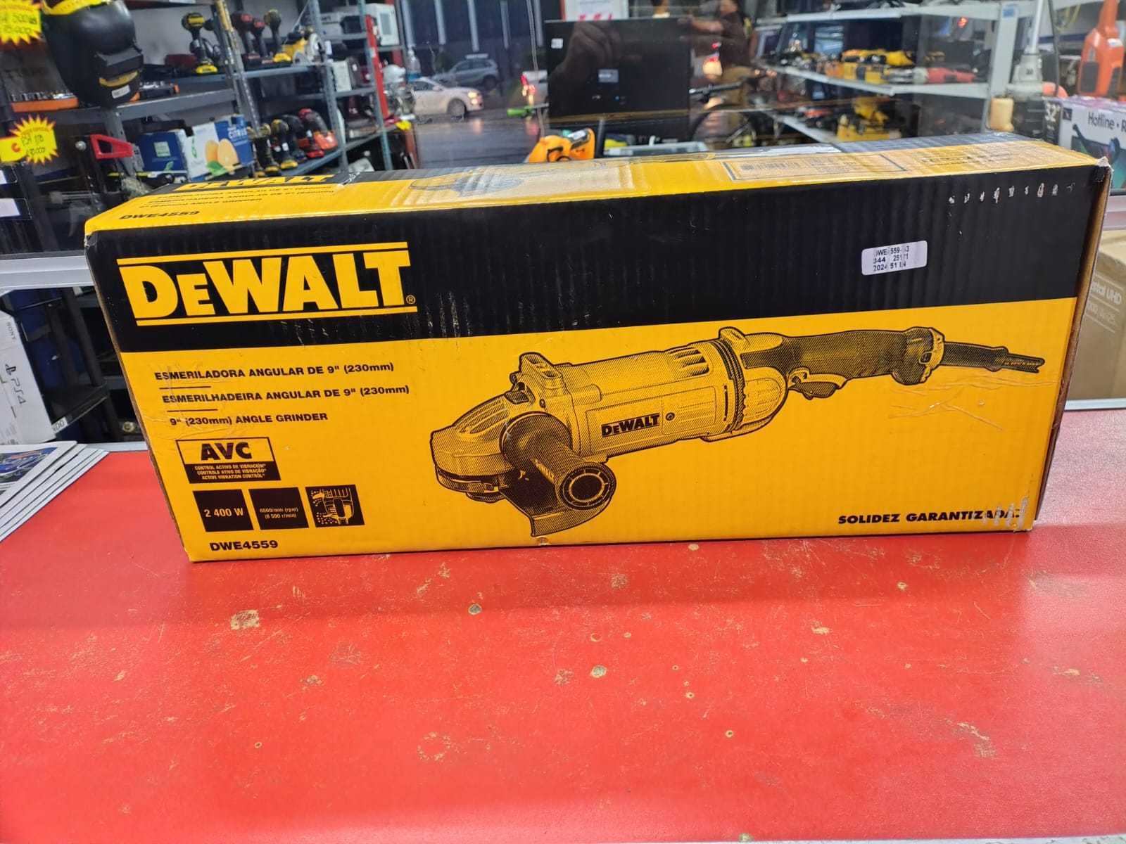Precio 118 000,00 dewalt dwe4559 Esmeriladora 9 pulgadas nueva en caja