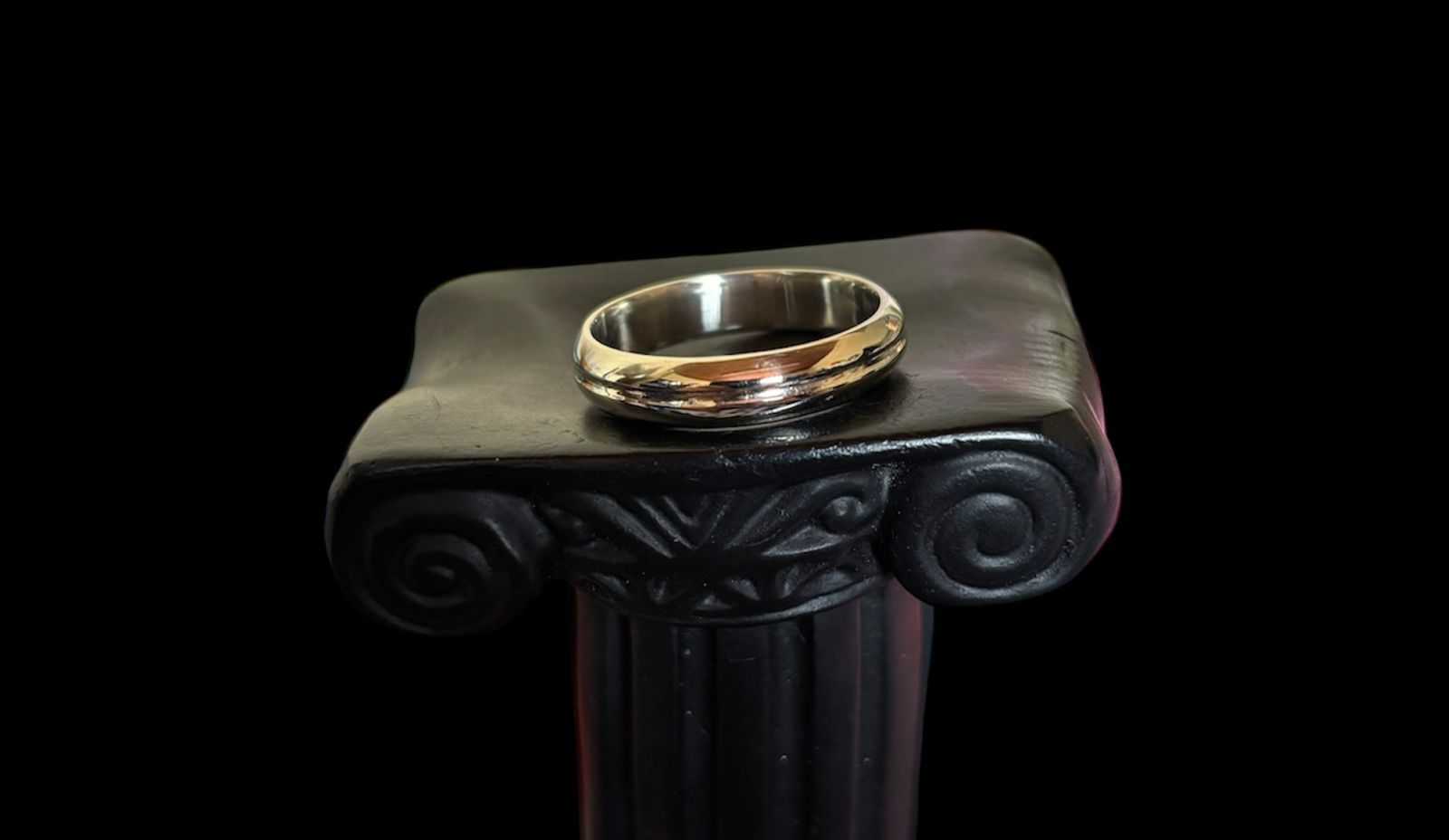 Precio 153 000,00   Anillo matrimonio oro blanco talla 11 6.11g 10k
