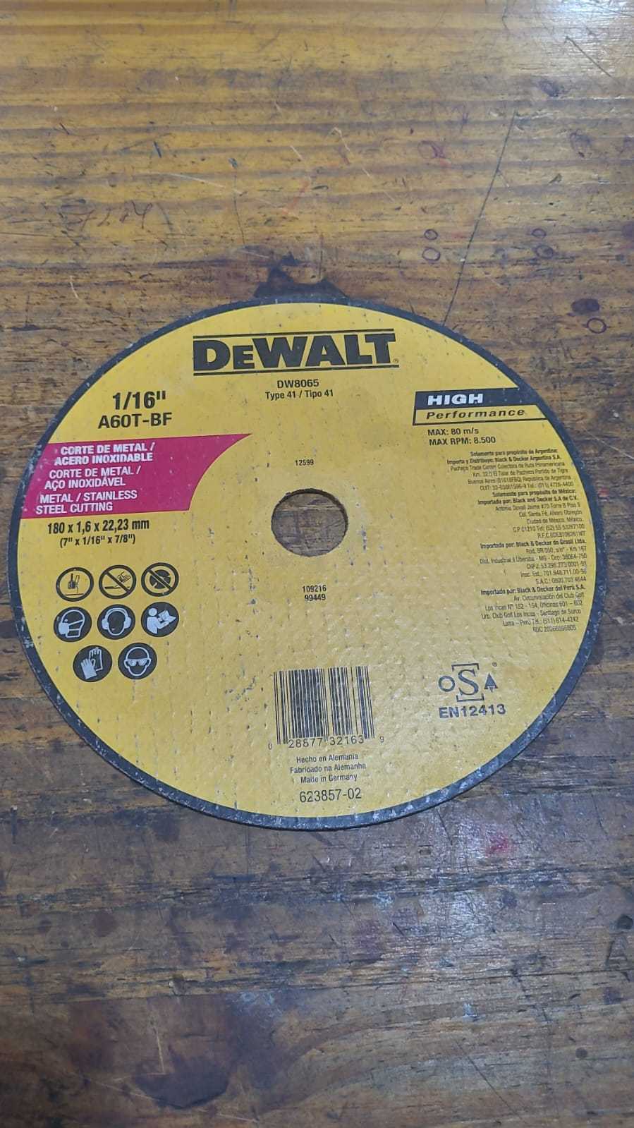 Precio 2 000,00 dewalt  Disco corte metal