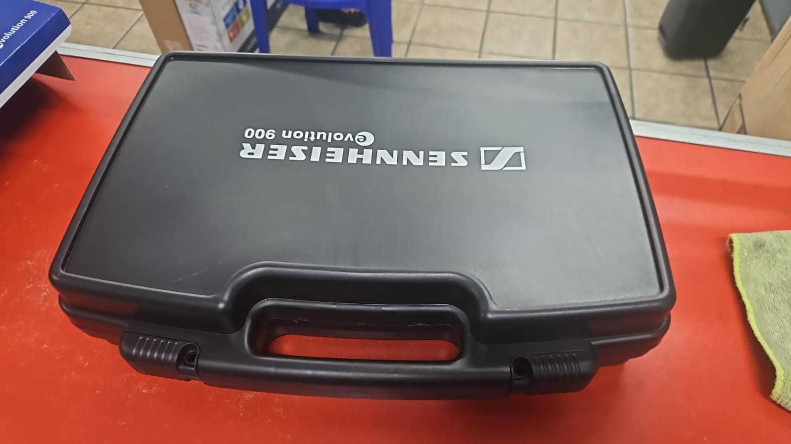 Precio 500 000,00 sennheiser evolution 900 set de microfonos para bateria en caja con estuche plastico