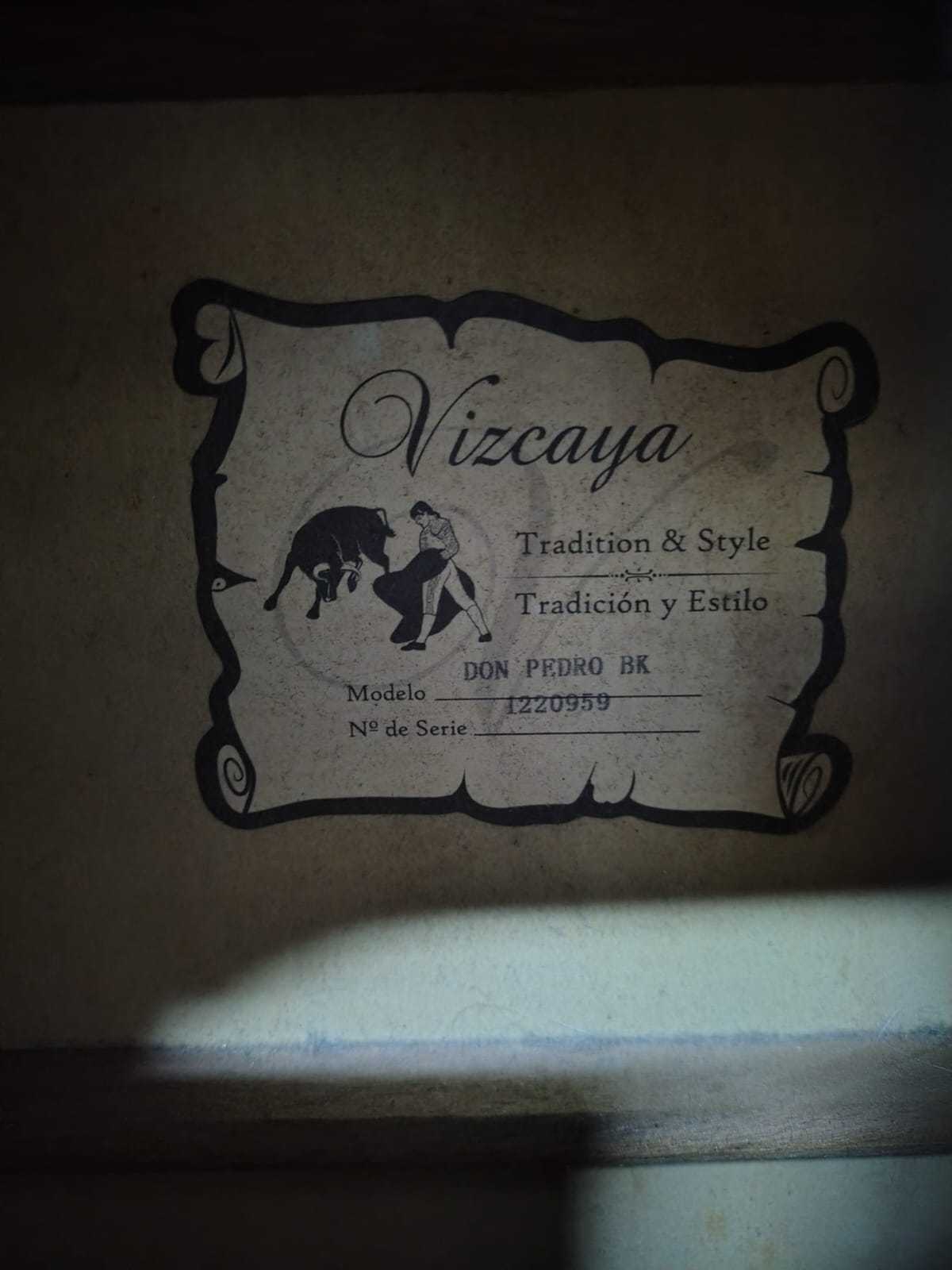 Precio 25 000,00 Vizcaya Don Pedro BK Sacar Guitarra acustica Vizcaya Don Pedro BK con estuche