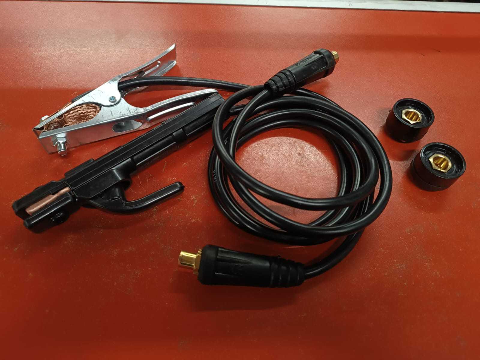 Precio 17 000,00 ND 35-50 Cable para maquina de soldar linea de tierra y linea positiva. Conector hembra