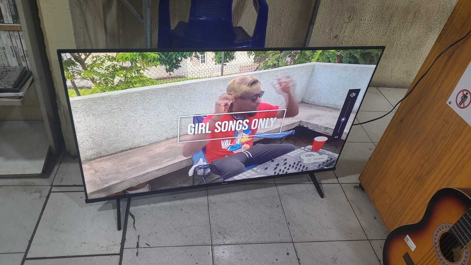 Precio 150 000,00 hisense  Pantalla  smartv con control 50 pulgadas